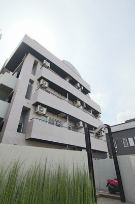 ◇東急大井町線「北千束駅」徒歩4分に立地する賃貸マンション◇