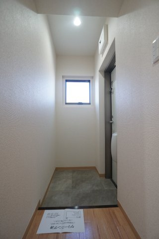 日翔ハイツの玄関