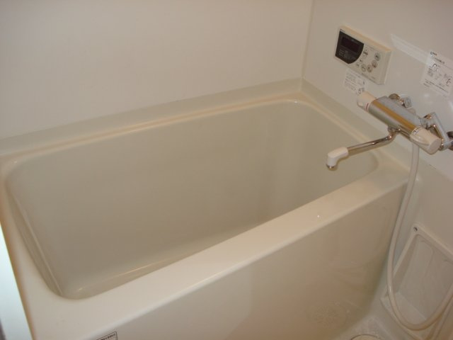 ＳＵＣＣＥＥＤの浴室|バス①