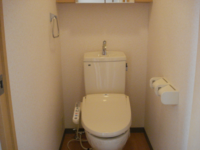 ＳＵＣＣＥＥＤのトイレ|シャワー付トイレ