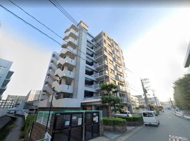 スタシオンイーストスクエアの外観