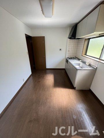 ルストーレ潟町の居間・リビング