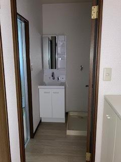 ルストーレ潟町の洗面所