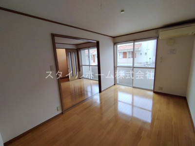 【居間・リビング】 | ミラノヴィレッジB