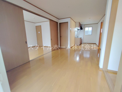 【居間・リビング】 | ミラノヴィレッジB