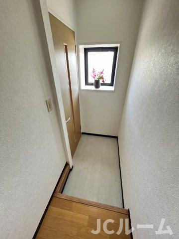 長峰貸家の玄関
