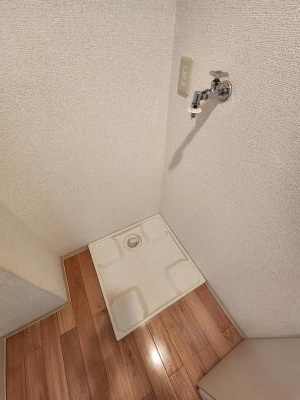 アルカス二条（旧：ドーリア二条）の設備|室内洗濯機置き場