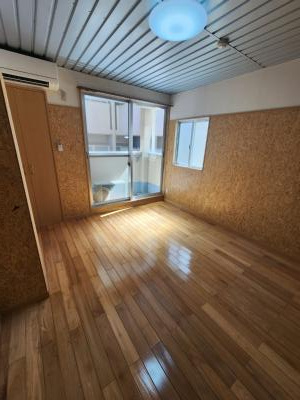 アルカス二条（旧：ドーリア二条）の居間・リビング