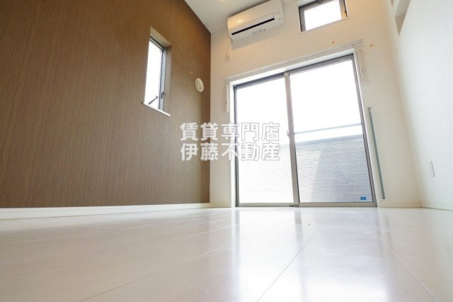 Air de vivre(アールドヴィーヴル)の洋室