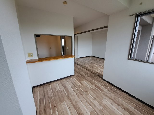 ヒルズ上甲子園の内装