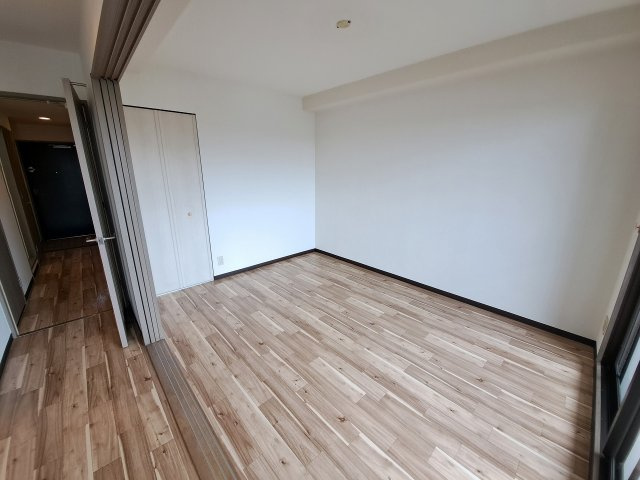 ヒルズ上甲子園の洋室