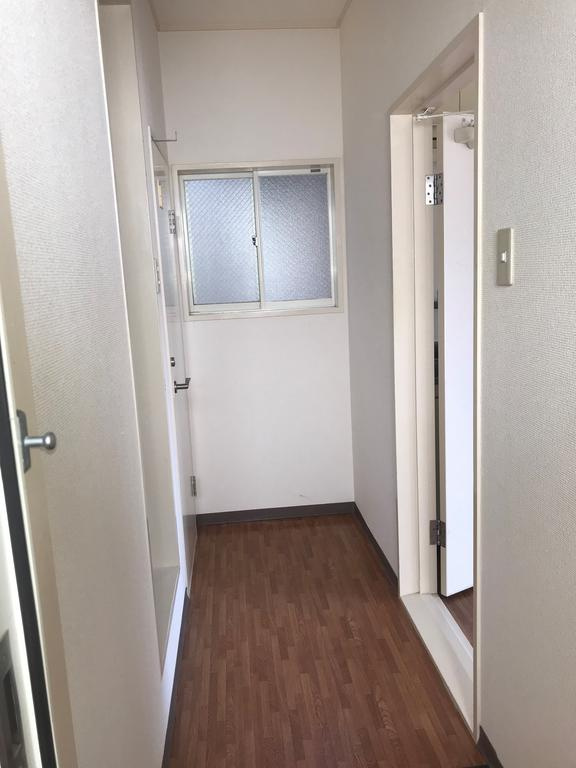 浅田ハイツの玄関