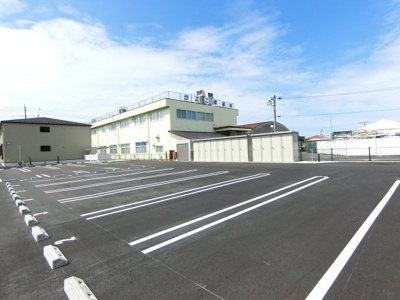 【駐車場】 | メゾン・エフォール・ルナ　Ｂ