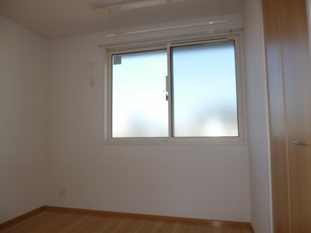 メゾンモナミの寝室|洋室