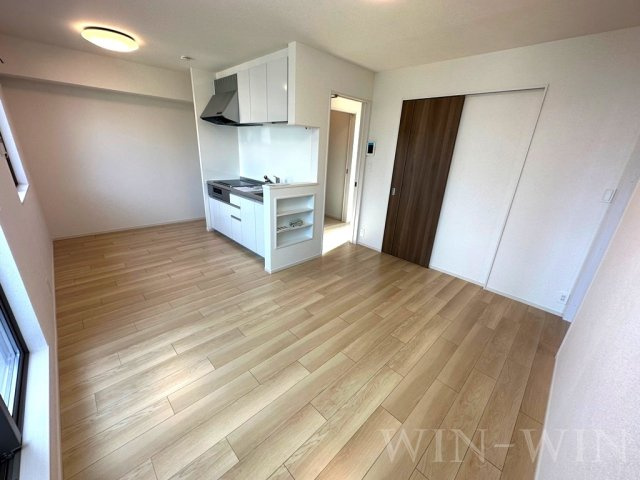 プルミエール・メゾン Ⅱの居間・リビング