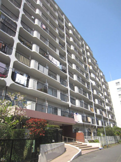 【外観】 | 複数路線利用可能な便利な立地です☆