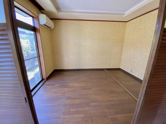 坂井市春江町本堂　オーナーチェンジ中古戸建の洋室|洋室