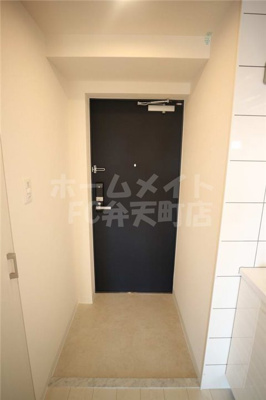 【玄関】 | エスリード大阪ドームシティ | 明るい玄関です