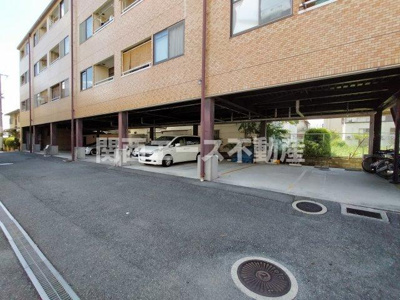 【駐車場】 | 岩崎ハイツＰ１