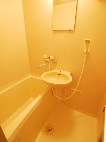 グリーンヒル壱番館の浴室|日々の暮らしに欠かせないお風呂です