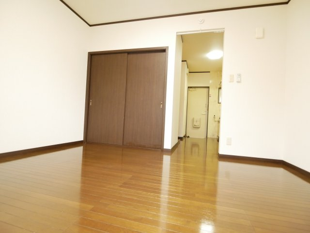 グリーンヒル壱番館の居間・リビング|居間です