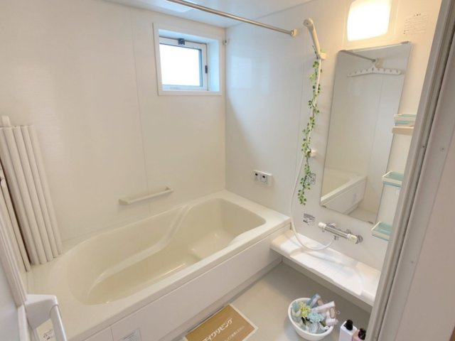 ウィット塩屋の浴室