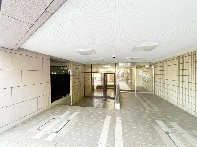 仲介手数料無料　コンドミニアム仙台堀パーク　新規リノベーションのエントランス