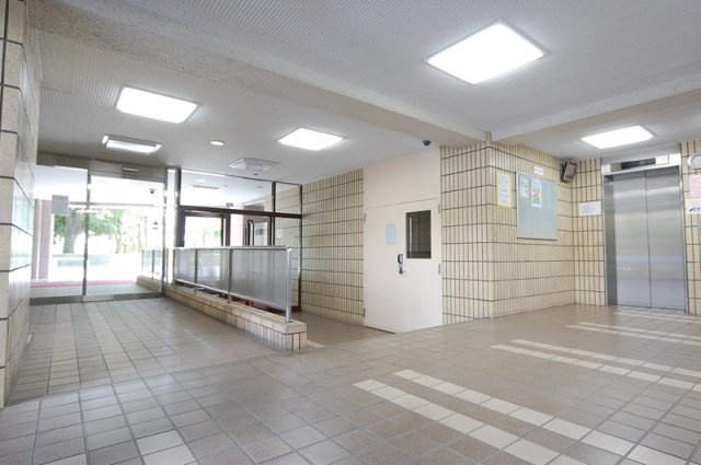 仲介手数料無料　コンドミニアム仙台堀パーク　新規リノベーションのエントランス