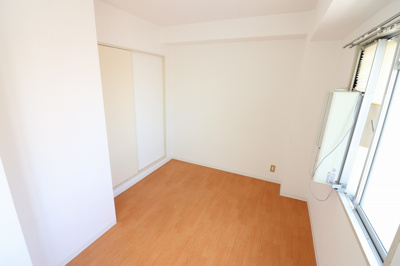 【洋室】 | EMS COURT関目