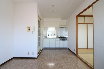 【居間・リビング】 | EMS COURT関目