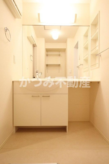 【洗面所】 | リヴェール(D-ｒｏｏｍ) | 別号室・参考写真