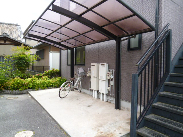 倉敷市日ノ出町１丁目のアパートのその他共用部分|自転車置き場