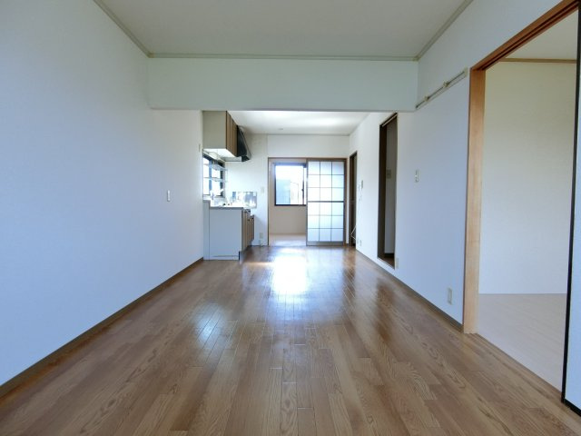 マスカレードの居間・リビング