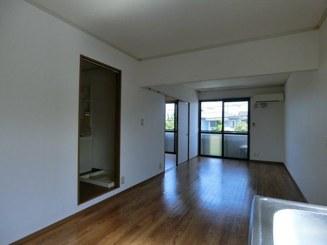 マスカレードの居間・リビング