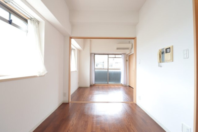 【内装】 | スヌーグ横堤