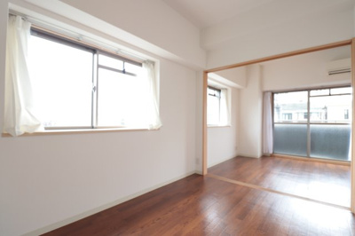 【内装】 | スヌーグ横堤