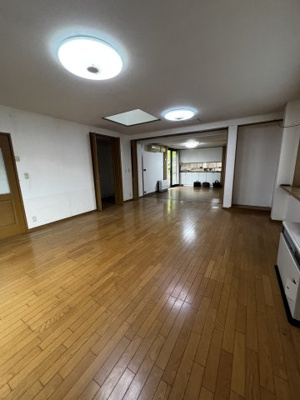 【居間・リビング】 | 大津市南比良976-8　中古戸建