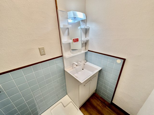 【独立洗面台】 | ロッヂs小山１丁目II