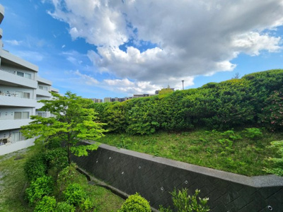 【展望】 | 【売主直売】コスモヒルズ磯子台 | お部屋からの眺望です。