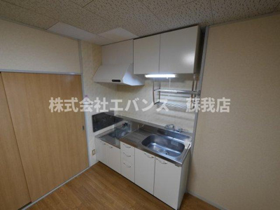 【キッチン】 | 末広サンフレア | コンパクトなキッチンで掃除もラクラク