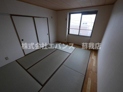 【寝室】 | 末広サンフレア | 落ち着いて過ごせるお部屋なので、寝室にいかがでしょうか