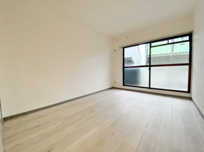 【洋室】 | 厚木参番館