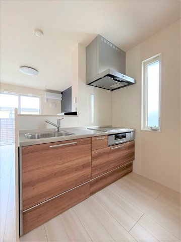 レジデンスＭのキッチン|※角部屋の写真です
