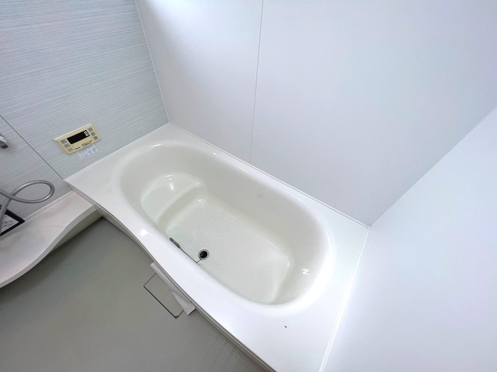 ハイム杉山 B棟の浴室