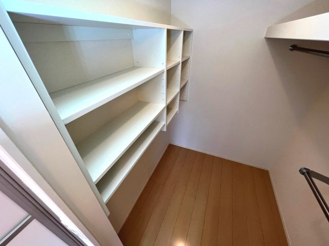 ハイム杉山 B棟の収納