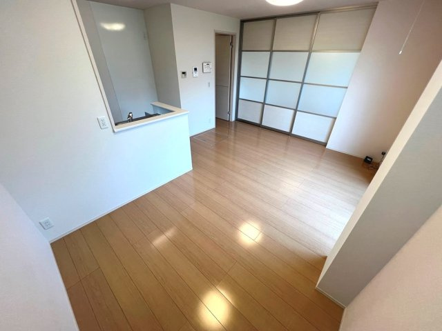 ハイム杉山 B棟の居間・リビング