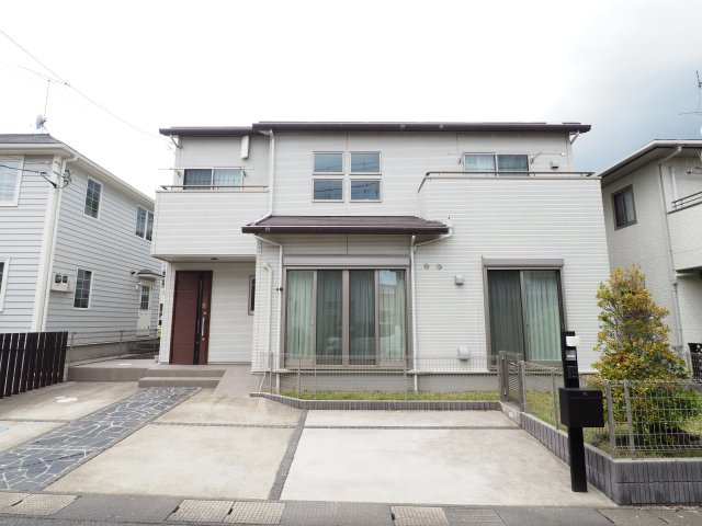 野田市つつみ野2丁目　中古住宅の駐車場|南向きなので日当たりGOOD♪