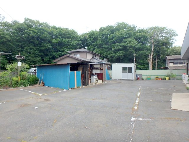 梶内店舗併用住宅（旧大むら）の駐車場|駐車場です