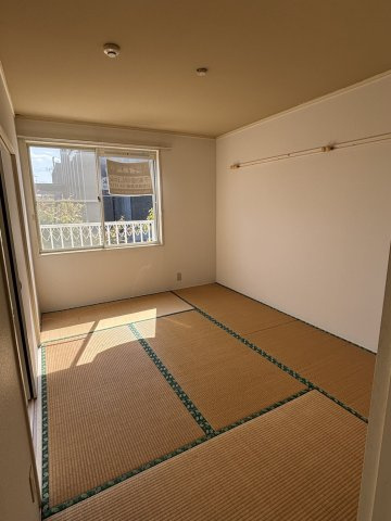 中央ハイツA棟の和室