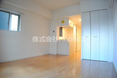 【居間・リビング】 | プレサンス中之島公園パークレジデンス | 使いやすい居間です